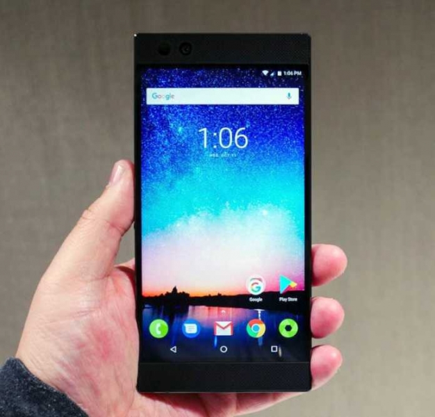 Обзор Razer Phone первый игровой смартфон компании.