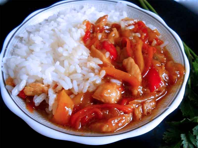 курица с ананасами