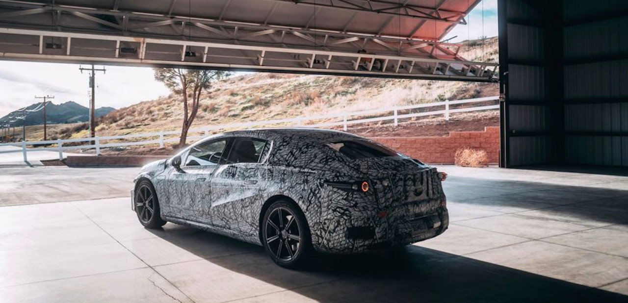 Лучшие новости про электрический седан Mercedes-Benz EQS