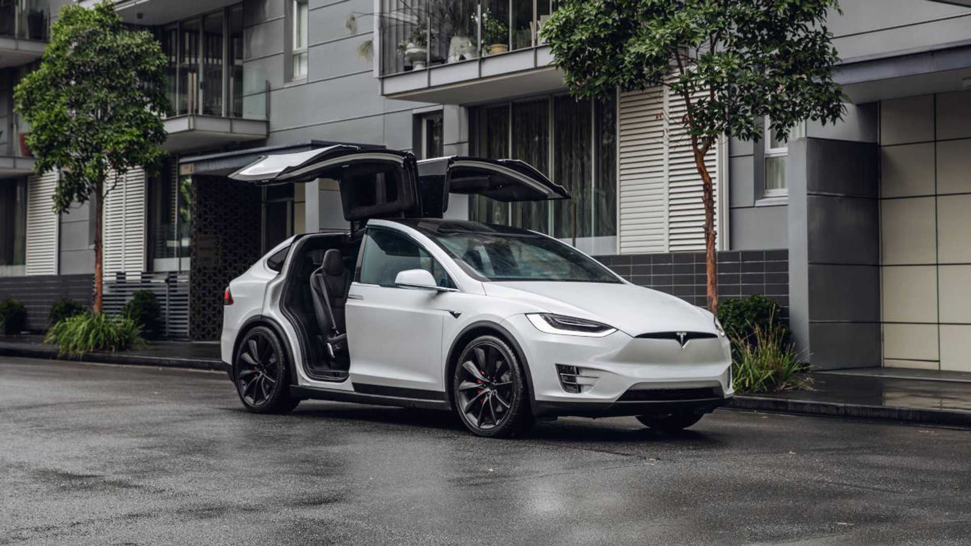 Лучшие новости о дефекте автомобилей Tesla.