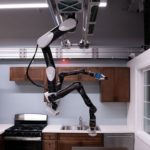 Лучшие новости о роботах, которые помогают по хозяйству от компании Toyota 