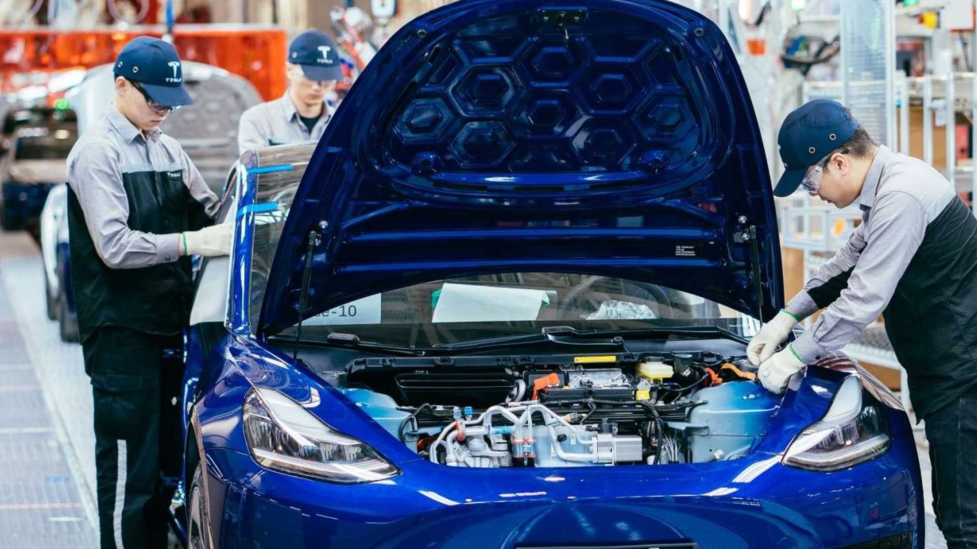 Лучшие новости о конфликте Tesla и китайских СМИ