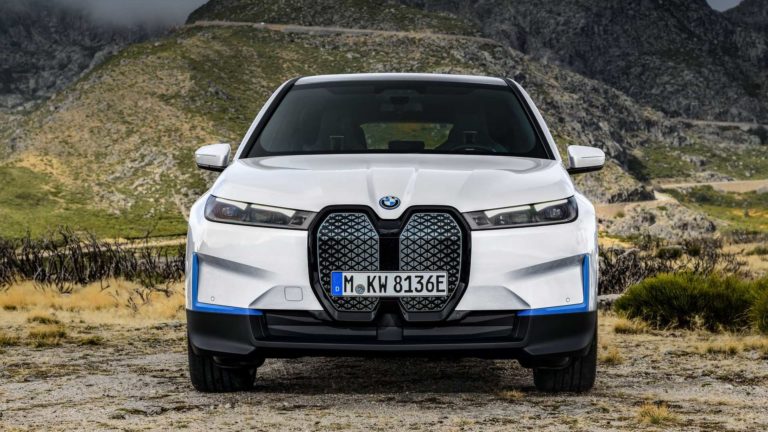 Лучшие новости о ценах на BMW iX в России 