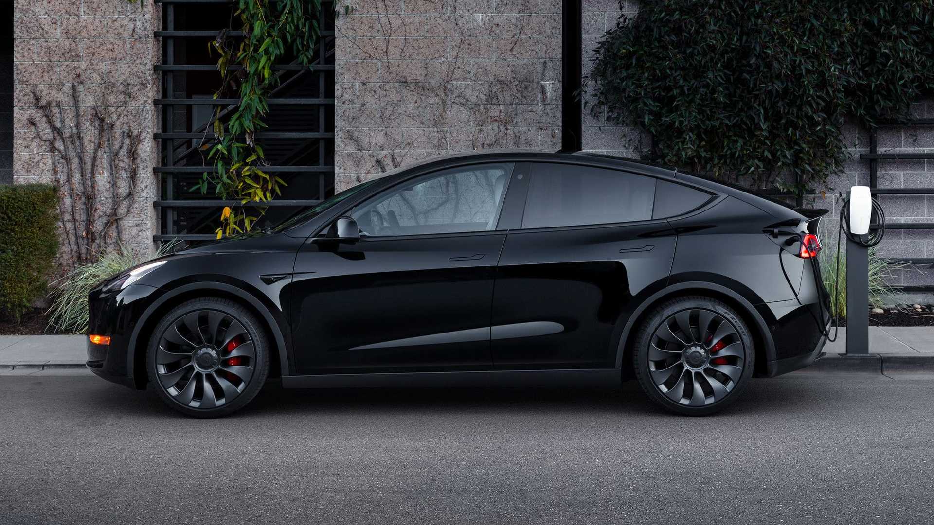 Лучшие новости о самом продаваемом электромобиле Tesla 