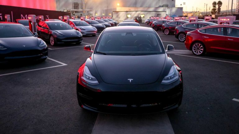 Panasonic разочаровался в Tesla и продал долю в заводе