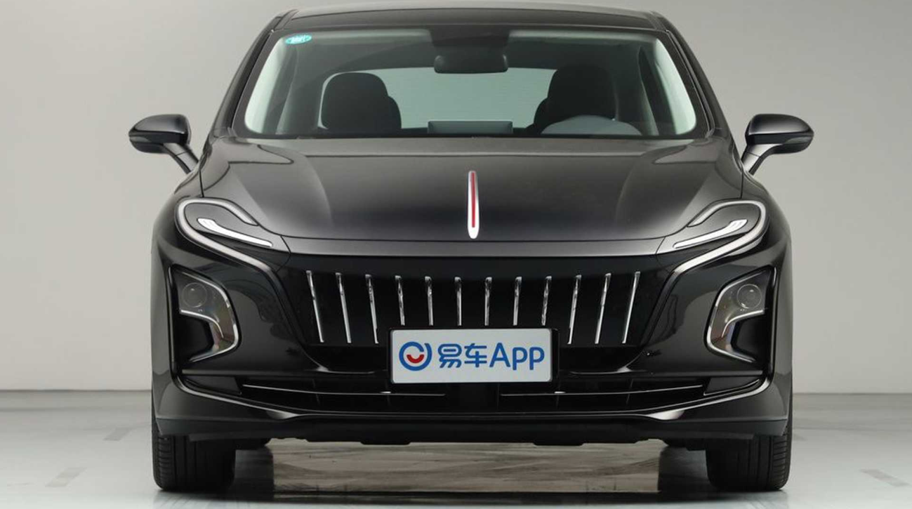 Премиальный электроседан Hongqi E–QM5 4