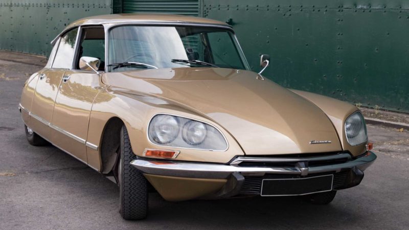 Классический Citroen DS преобразовали в электромобиль