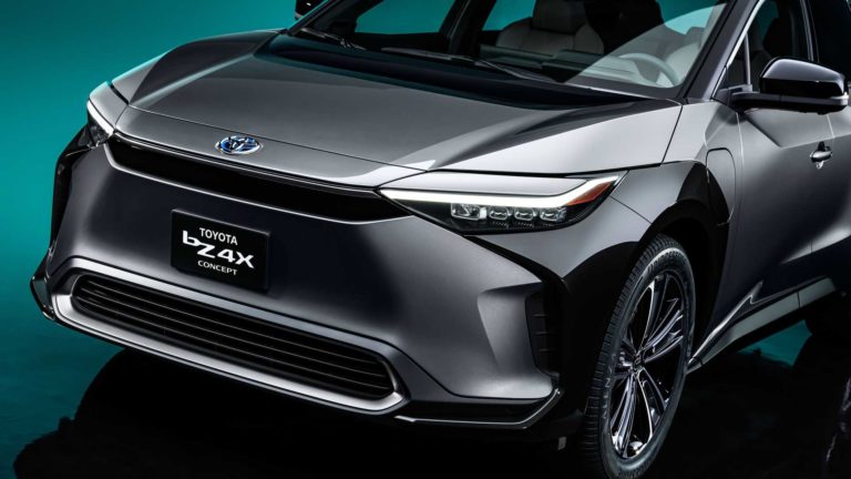 Suzuki и Daihatsu присоединятся к электромобильному СП Toyota EV