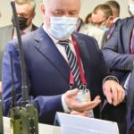 На «Армии-2021» НПО «Ангстрем» показало новую модель портативной радиостанции «Азарт»