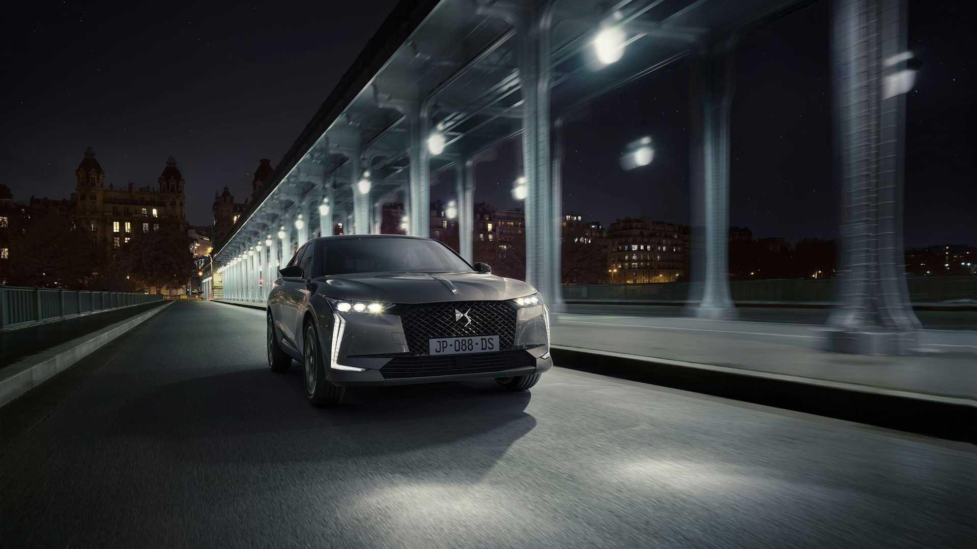 Французский хетчбек DS 4
