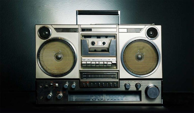 Винтажные кассетные бумбоксы Akai 1980-х годов