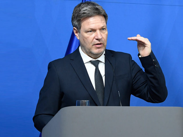 Германия объявила о полной независимости от российских энергоносителей